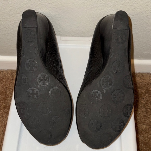 Tory Burch Black Leather Peep-Toe Heels - Picture 8 of 9